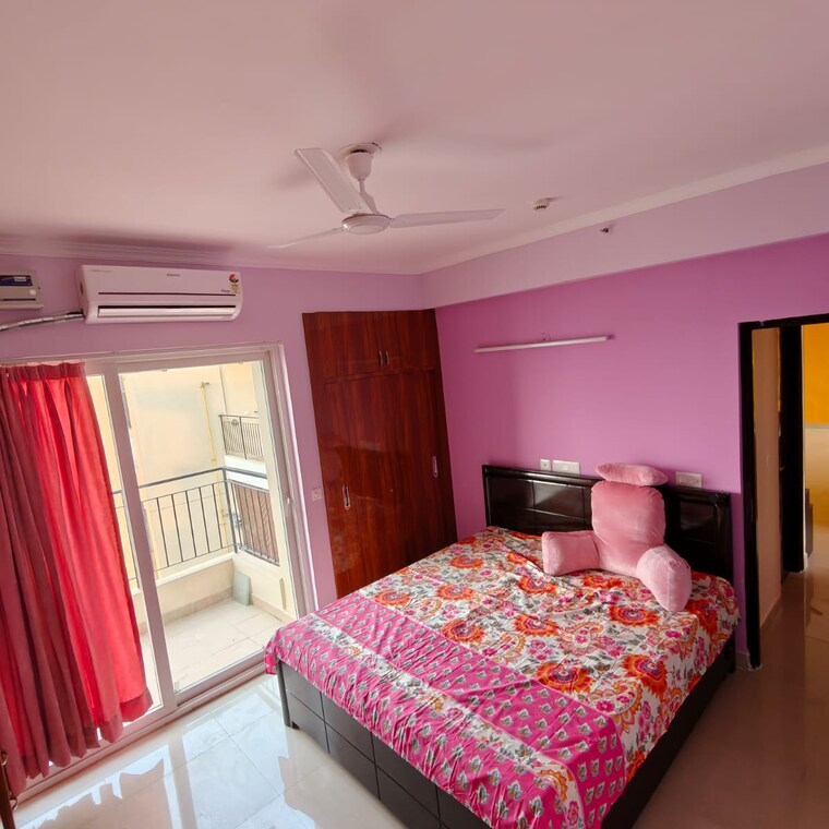 Bedroom, amrapali-crystal-homes 3 Bedroom 1700 Sq.Ft. Apartment In Sector 76 Noida 9508452