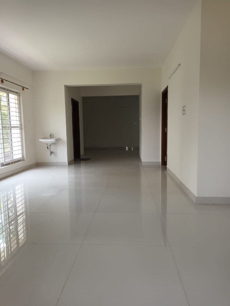 Room, harlur 3 Bedroom 2300 Sq.Ft. Apartment In Harlur Bangalore 9508455