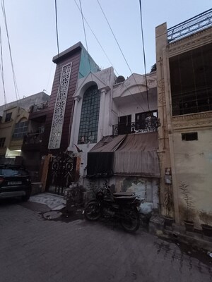 4 BHK Independent House For Sale in Vasundhara Sector 1