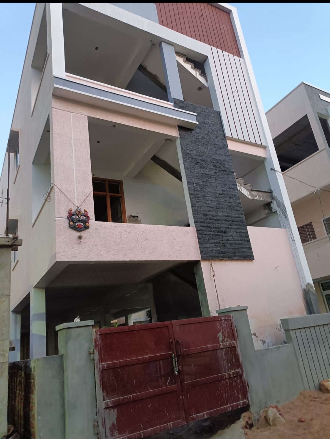 6+ BHK Independent House For Sale in Restshy Independent House