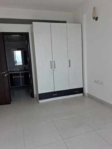 Master Bedroom in 4 BHK Apartment at Kalpataru Vista, Sector 128 – for Rent