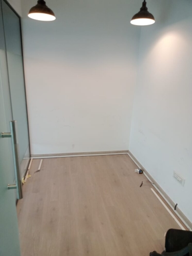 Team Area, university road Commercial Office Space 850 Sq.Ft. In University Road Pune 9508512