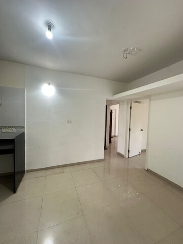 Room in 2 BHK Apartment at Manisha Apartment Law College Road, Law College Road – for Rent