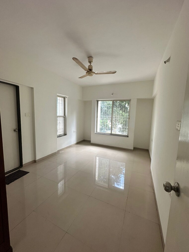 Room, manisha-apartment-law-college-road 2 Bedroom 1000 Sq.Ft. Apartment In Law College Road Pune 9508544