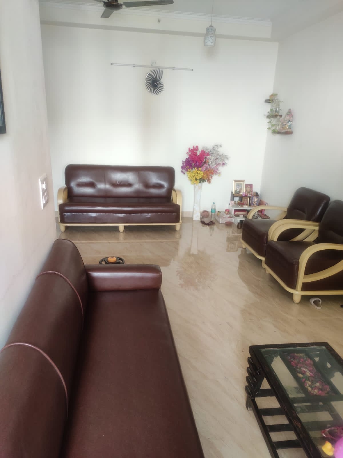 2 BHK + Extra Room Apartment For Rent in Gaur City 7th Avenue