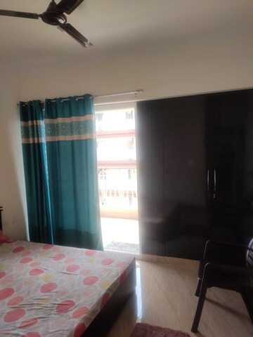 Master Bedroom in 2 BHK Apartment at Gaur City 7th Avenue, Sector 4 Greater Noida – for Rent