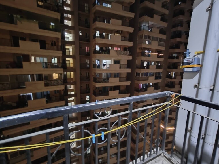 Exterior View, gaur-city-2-14th-avenue 2 Bedroom 990 Sq.Ft. Apartment In Sector 16c Greater Noida Greater Noida 9508569