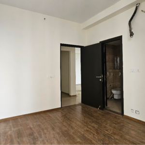 Room in 3.5 BHK Apartment at Chintels Serenity, Sector 109 – for Sale