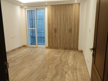 Master Bedroom in 3 BHK Builder Floor at Greater Kailash ii – for Rent