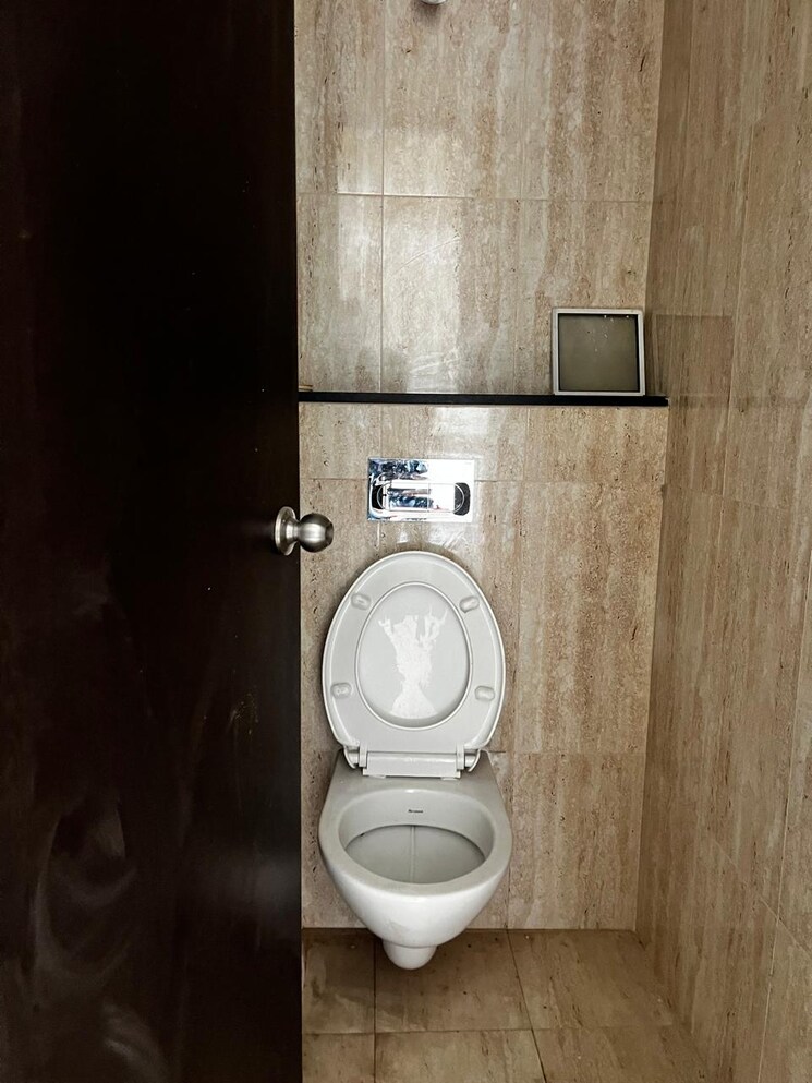 Bathroom, punawale 1 Bedroom 444 Sq.Ft. Apartment In Punawale Pune 9508629