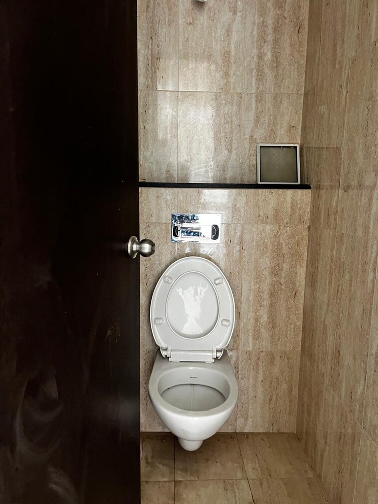 Bathroom, punawale 1 Bedroom 444 Sq.Ft. Apartment In Punawale Pune 9508629