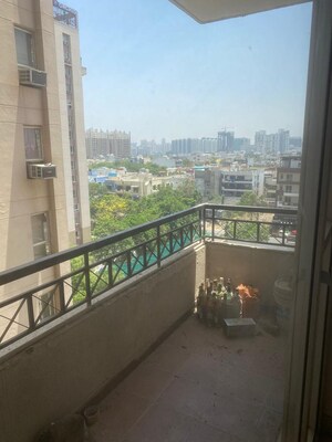 Balcony in 4 BHK Apartment at Orchid Petals, Sector 49 – for Rent