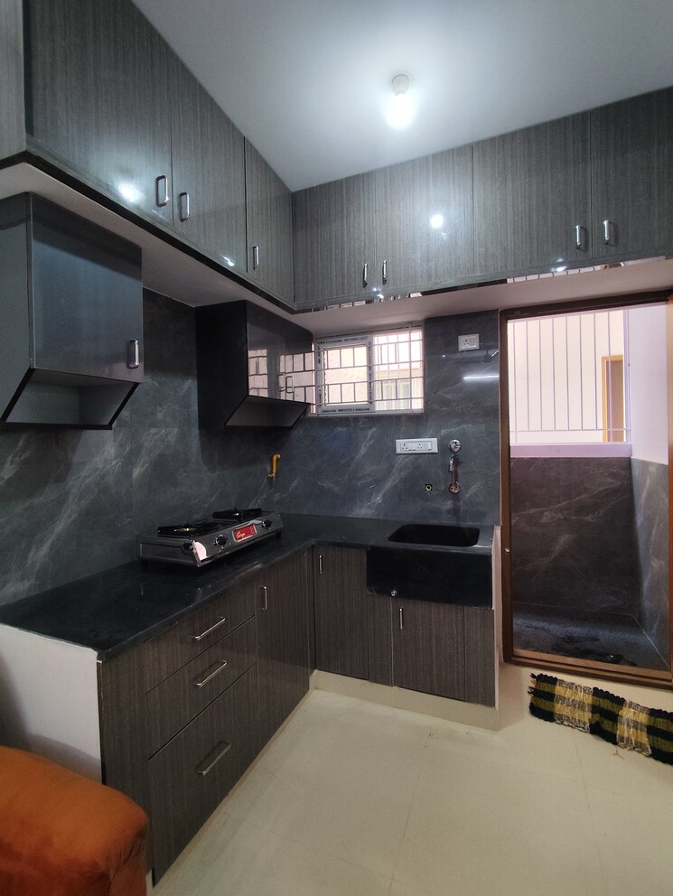 Kitchen, hsr layout 2 Bedroom 1000 Sq.Ft. Builder Floor In Hsr Layout Bangalore 9508656