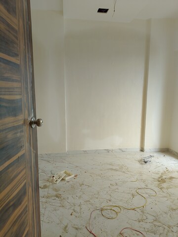 Room in 1 BHK Apartment at Nine Sea Grapes, Nalasopara West – for Rent