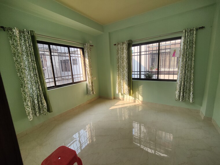 Room, hakim para 2 Bedroom 1200 Sq.Ft. Apartment In Hakim Para Siliguri 9508640