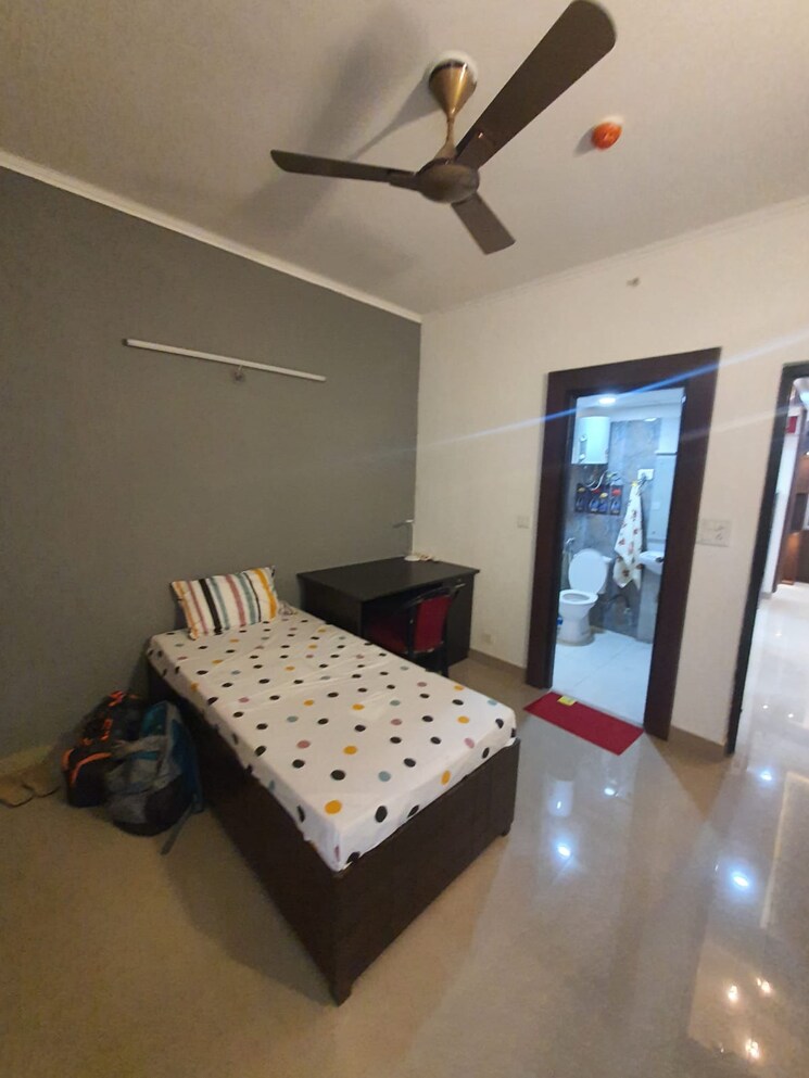 Bedroom, omkar-royal-nest 3 Bedroom 1600 Sq.Ft. Apartment In Tech Zone 4 Greater Noida Greater Noida 9508671