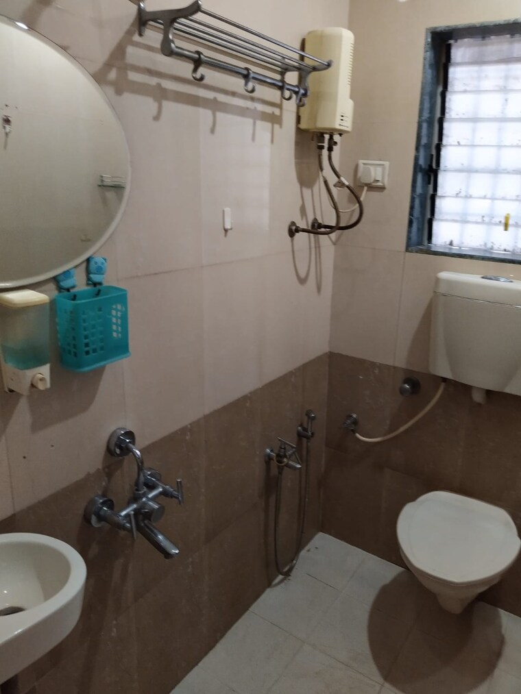 Bathroom, shree-ravechi-apartments 2 Bedroom 1000 Sq.Ft. Apartment In Kopar Khairane Navi Mumbai 9508669