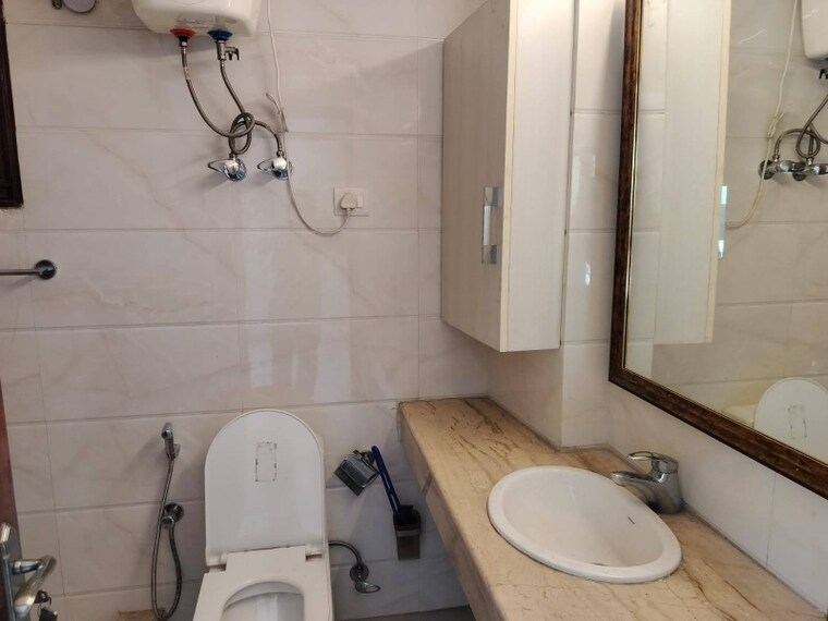Attached Bathroom, greater kailash i 3 Bedroom 2000 Sq.Ft. Builder Floor In Greater Kailash I Delhi 9508680