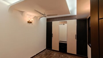 Room in 3 BHK Builder Floor at RWA DDA Flats Kalkaji, East Of Kailash – for Sale