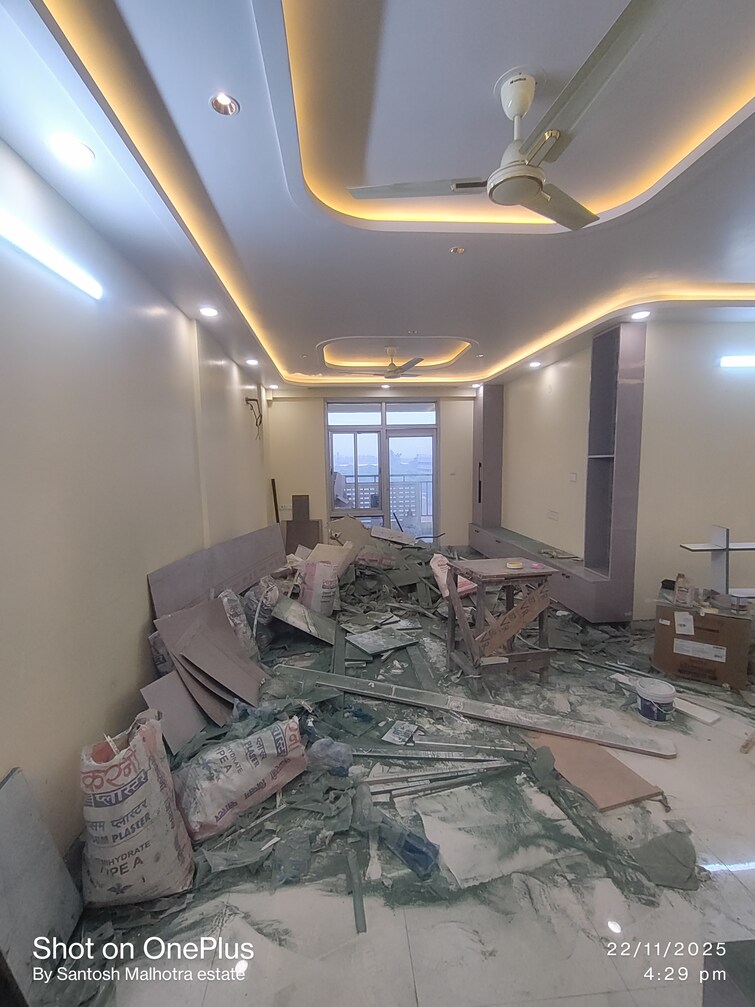 Cover Image, sector 19 dwarka 3 Bedroom 150 Sq.Yd. Builder Floor In Sector 19 Dwarka Delhi 9508748