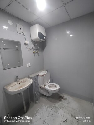 Master Bedroom in 3 BHK Builder Floor at Sector 19 Dwarka – for Rent