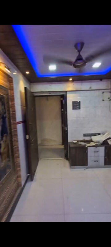 Master Bedroom in 1 BHK Apartment at Kurla West – for Rent