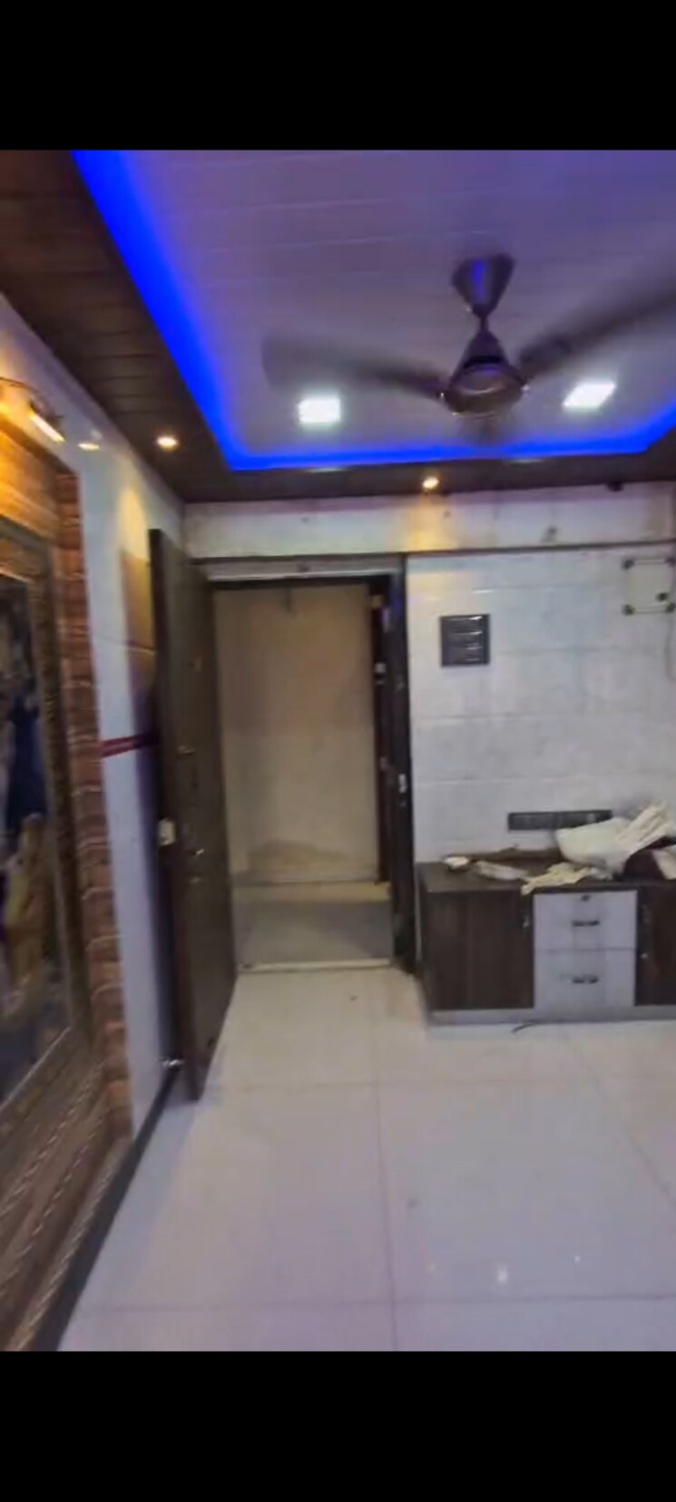 Master Bedroom, kurla west 1 Bedroom 300 Sq.Ft. Apartment In Kurla West Mumbai 9508738