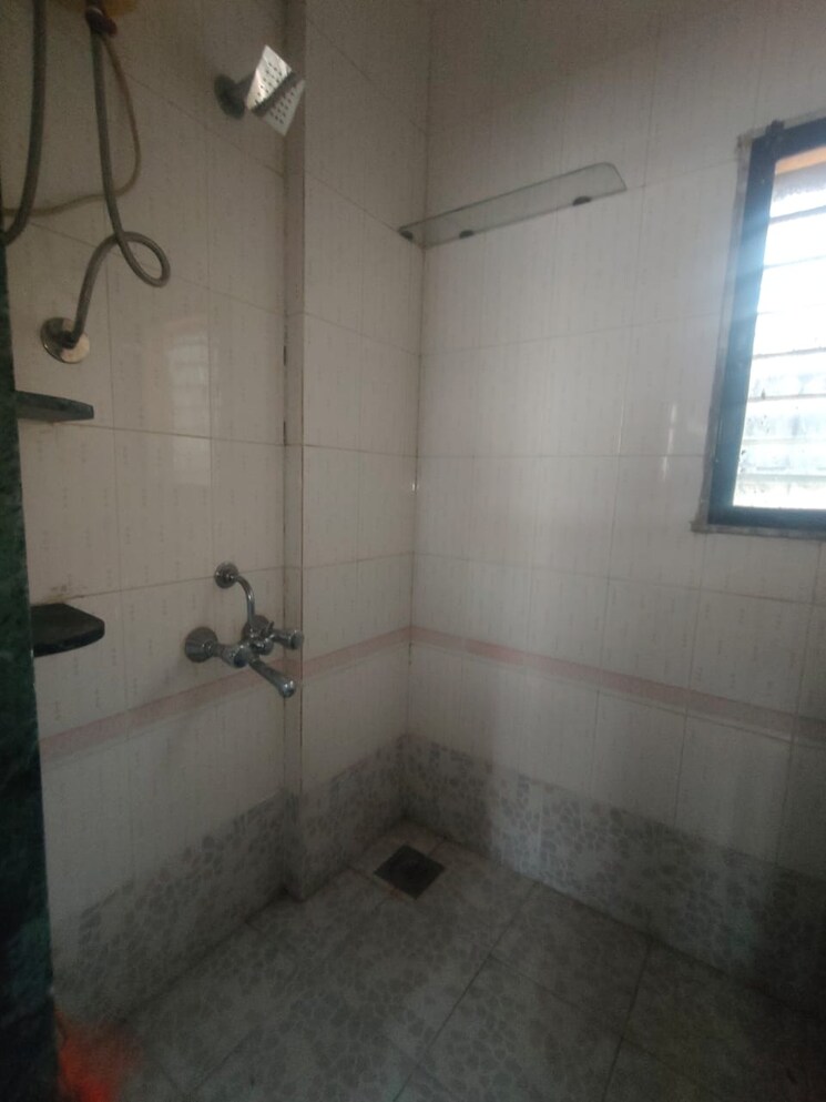 Bathroom, shree-ravechi-apartments 2 Bedroom 1000 Sq.Ft. Apartment In Kopar Khairane Navi Mumbai 9508754
