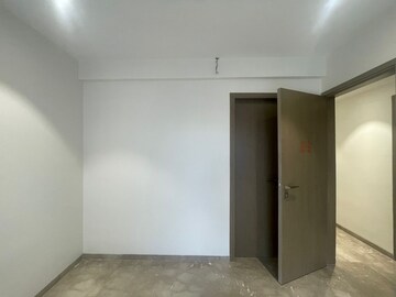 Room in 3 BHK Apartment at Bhagirathi Sadan, Dadar West – for Rent