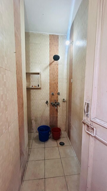 Bathroom in 1 BHK Builder Floor at Malviya Nagar – for Rent