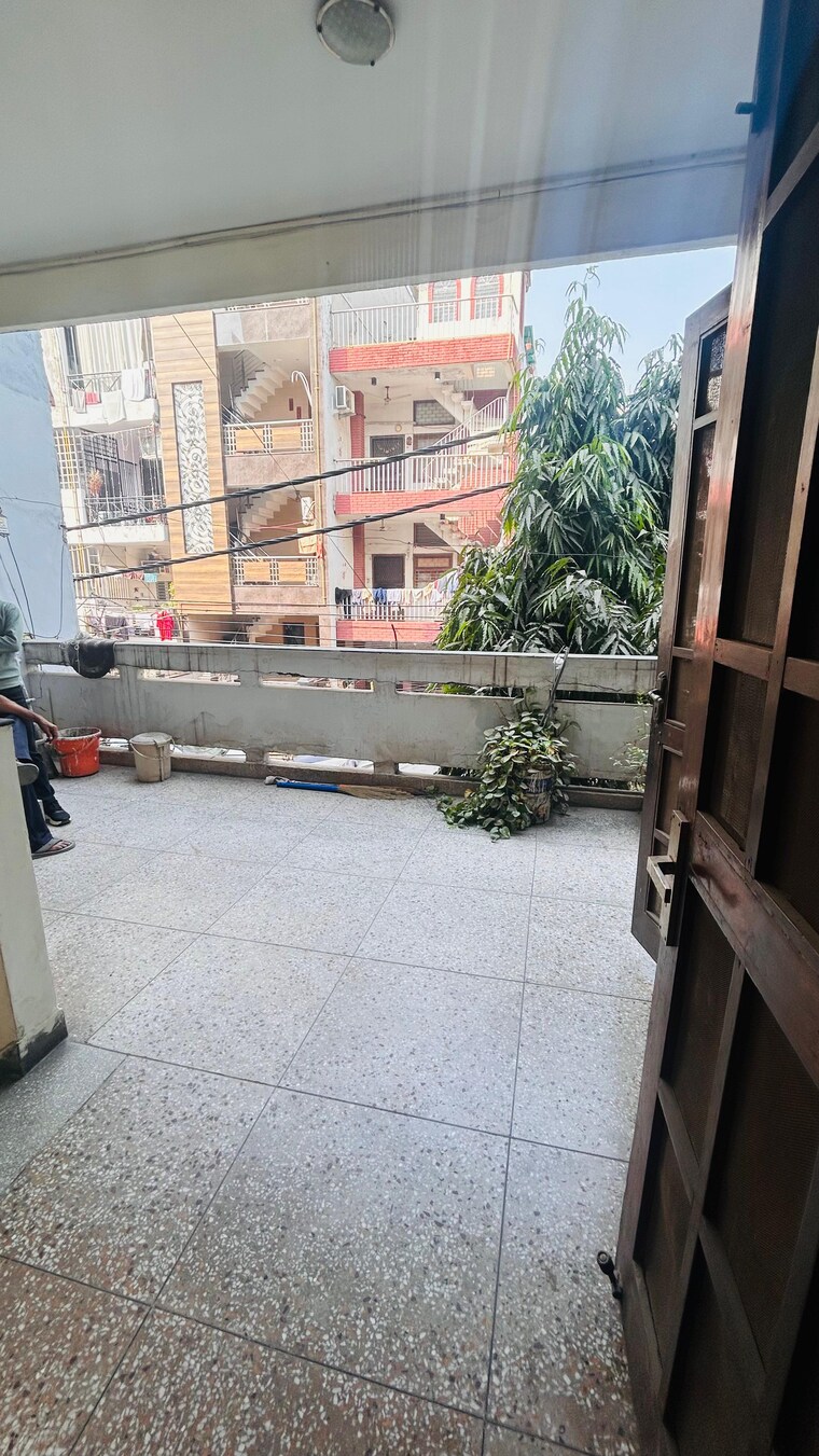Balcony, malviya nagar 1 Bedroom 750 Sq.Ft. Builder Floor In Malviya Nagar Delhi 9508792