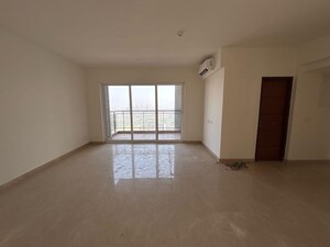 Room in 3 BHK Apartment at Sobha City Gurgaon, Sector 108 – for Rent