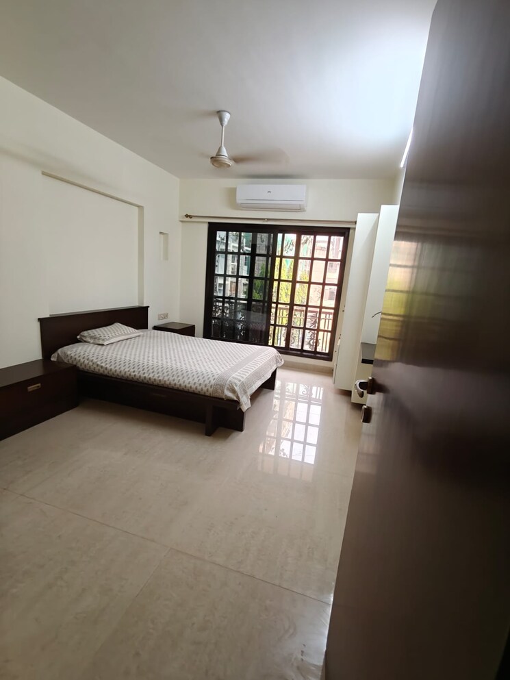 Living Room, eken-heights 2 Bedroom 1250 Sq.Ft. Apartment In Khar West Mumbai 9508803
