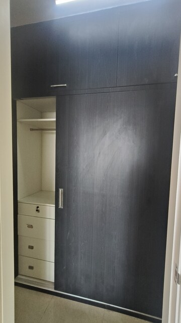 Furnished Amenities in 3 BHK Apartment at LnT Crescent Bay T5, Parel – for Rent