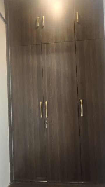 Furnished Amenities in 3 BHK Apartment at LnT Crescent Bay T5, Parel – for Rent