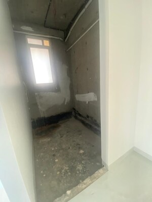 Room in 4 BHK Apartment at Vraj Tiara, Worli – for Sale