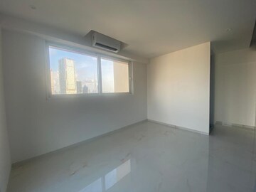 Room in 4 BHK Apartment at Vraj Tiara, Worli – for Sale