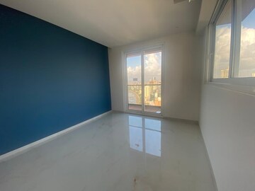 Room in 4 BHK Apartment at Vraj Tiara, Worli – for Sale