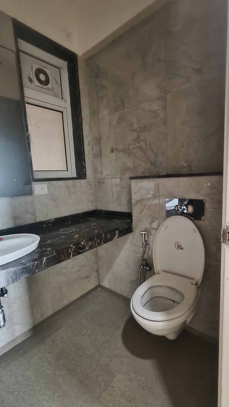 Master Bedroom, lnt-crescent-bay-t5 3 Bedroom 1425 Sq.Ft. Apartment In Parel Mumbai 9508821