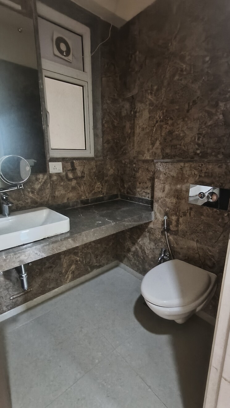 Attached Bathroom, lnt-crescent-bay-t5 3 Bedroom 1425 Sq.Ft. Apartment In Parel Mumbai 9508821