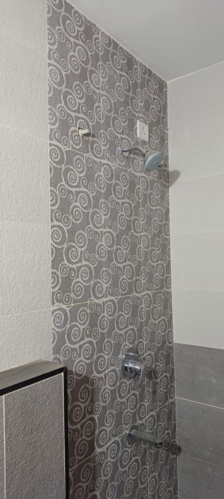 Bathroom, metro-jazz 5 Bedroom 3800 Sq.Ft. Apartment In Baner Pune 9508820