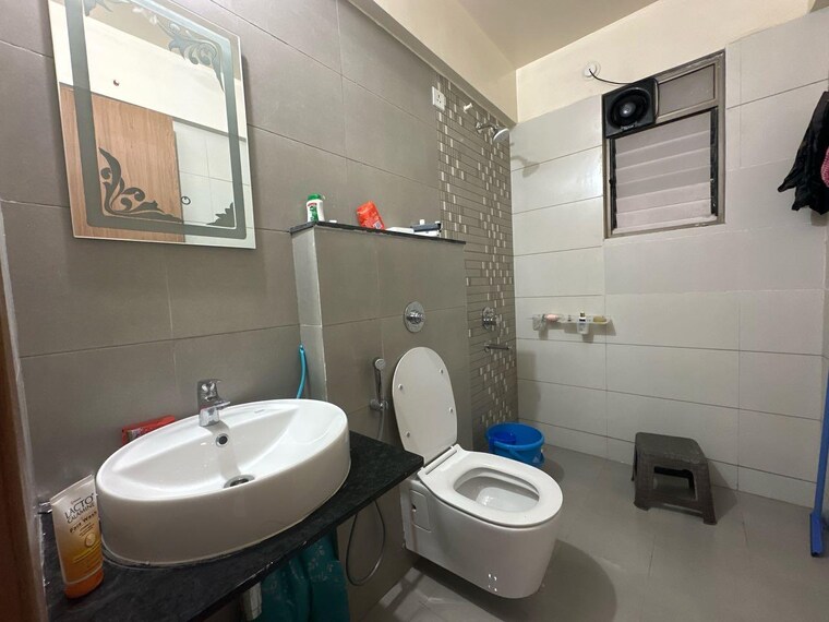 Bathroom, majestique-towers 3 Bedroom 1133 Sq.Ft. Apartment In Kharadi Pune 9508826