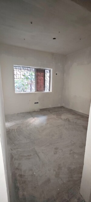 Room in 2 BHK Apartment at Dlf New Town Heights, Rajarhat New Town – for Rent