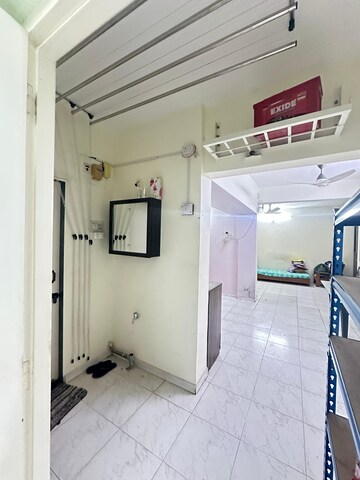 Team Area in 3 BHK Apartment at Vascon Viola, Warje – for Rent