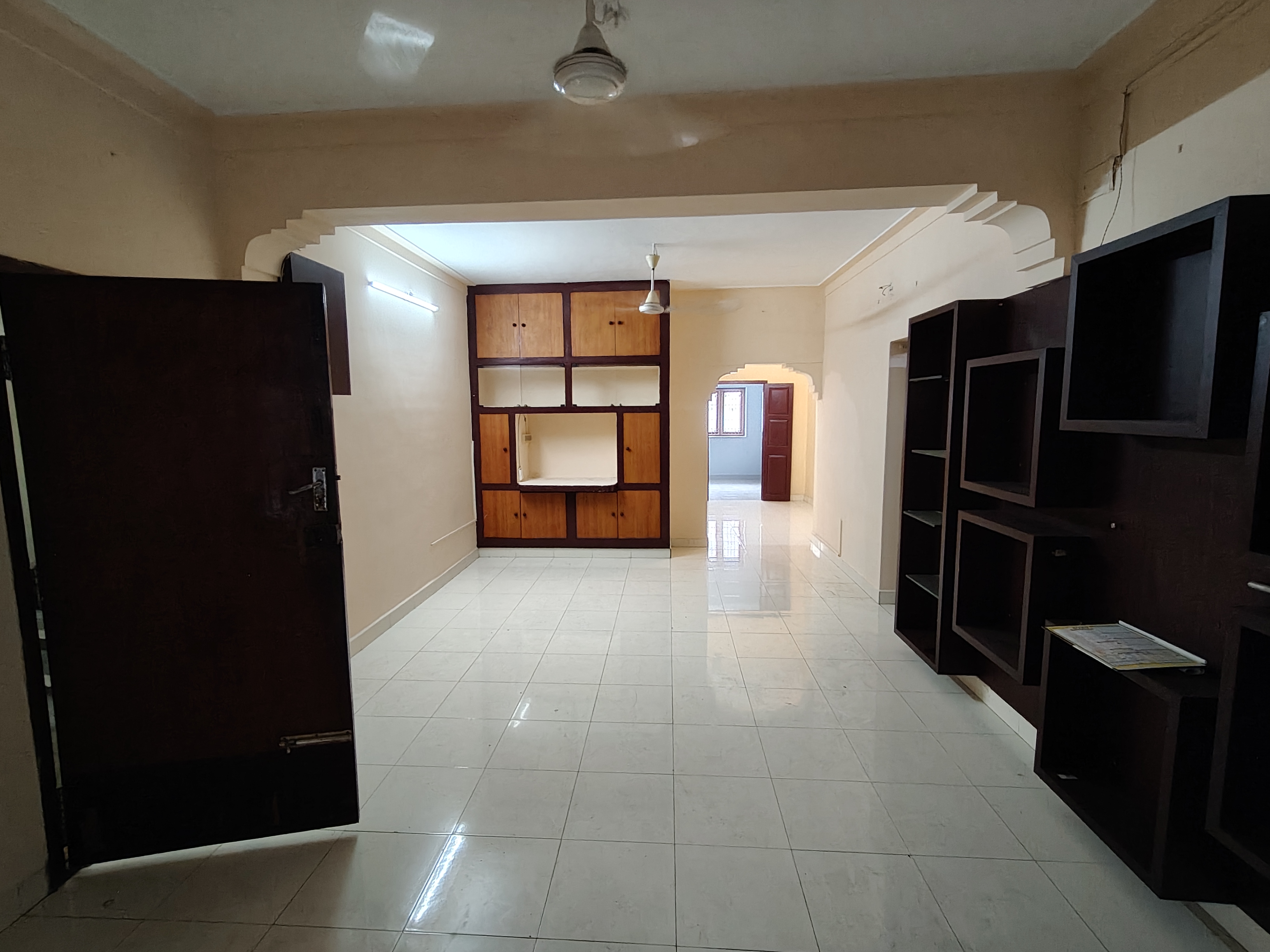 Office Space For Rent in Unfurnished Office