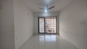 Room in 2 BHK Apartment at Acme Ozone, Manpada – for Sale