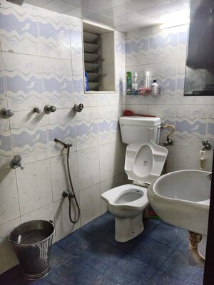 Bathroom in 1 BHK Apartment at Kunj Vihar, Santacruz East – for Rent