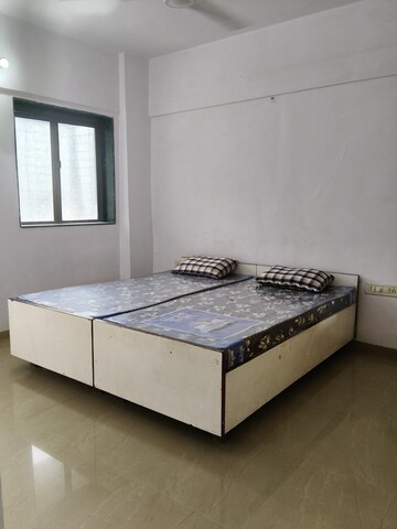 Bedroom in 2 BHK Apartment at Kaveri CHS Santacruz, Santacruz East – for Rent