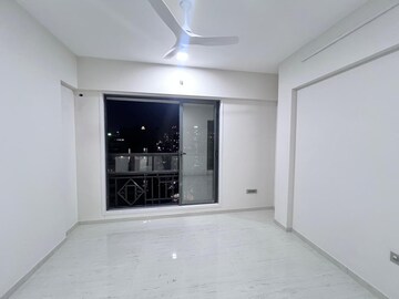 Room in 4 BHK Apartment at Sugee Samruddhi, Shivaji Park – for Sale