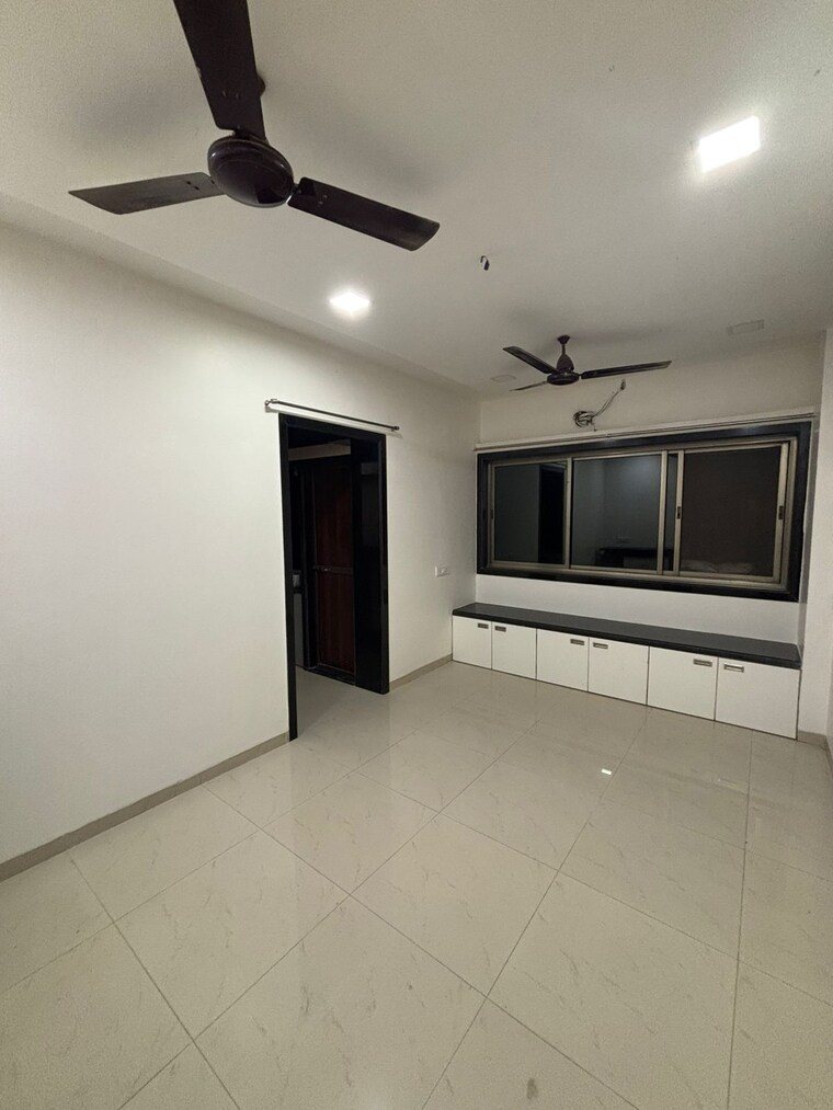 Room, sheth-midori 1.5 Bedroom 550 Sq.Ft. Apartment In Dahisar East Mumbai 9508928